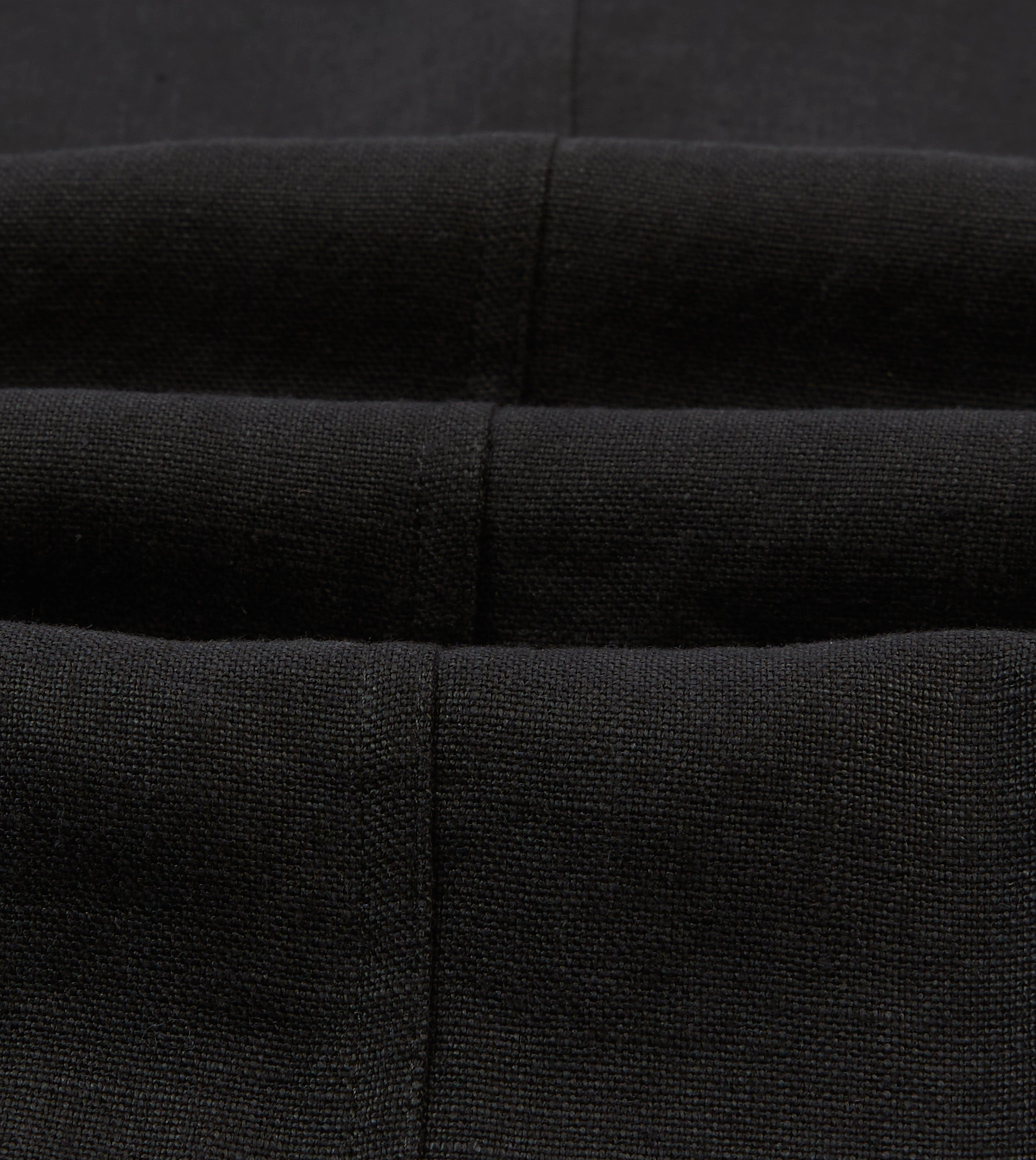 Black Linen Games Mk. V Dinner Jacket