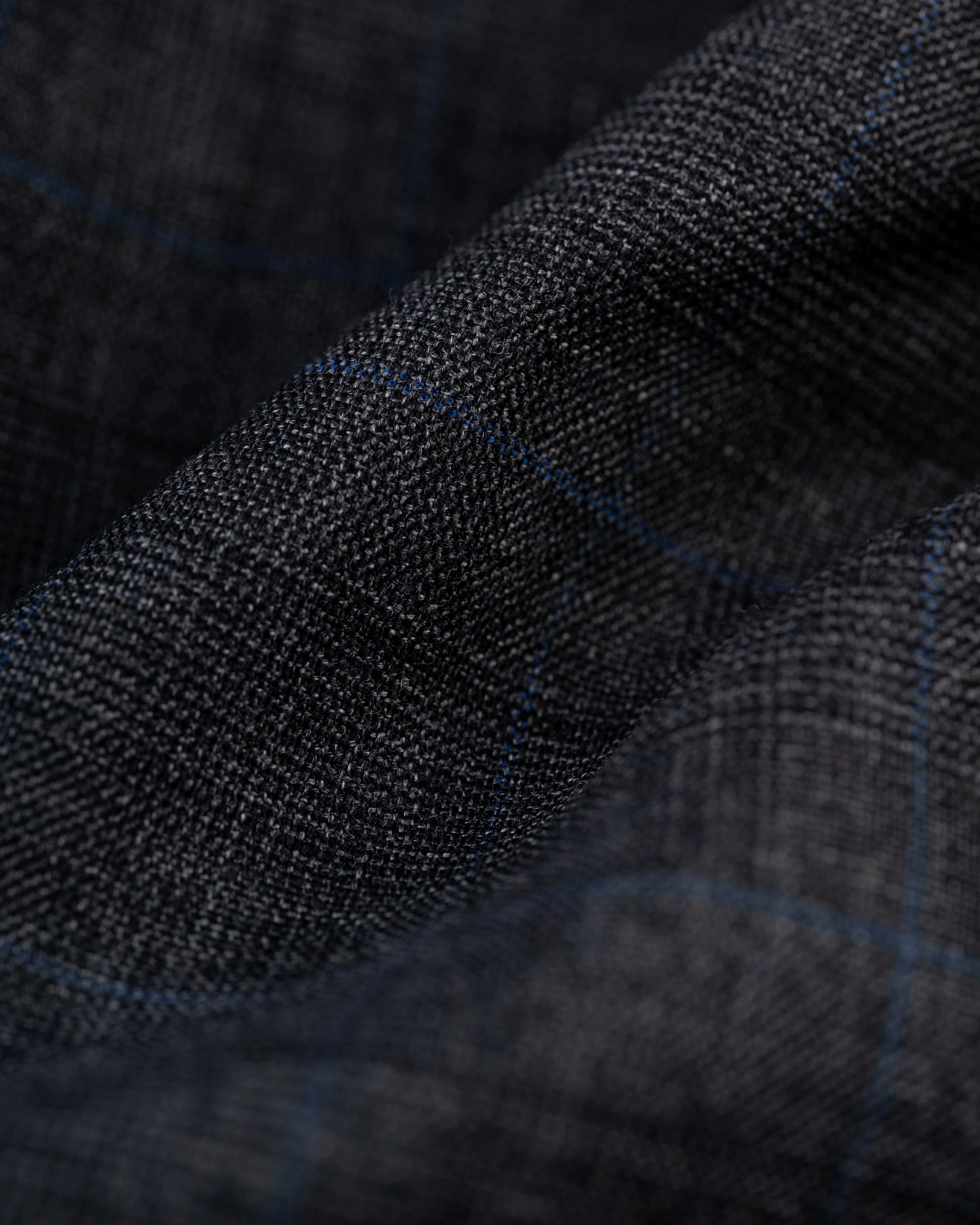 CHARCOAL/BLUE SHADOW PLAID SUIT